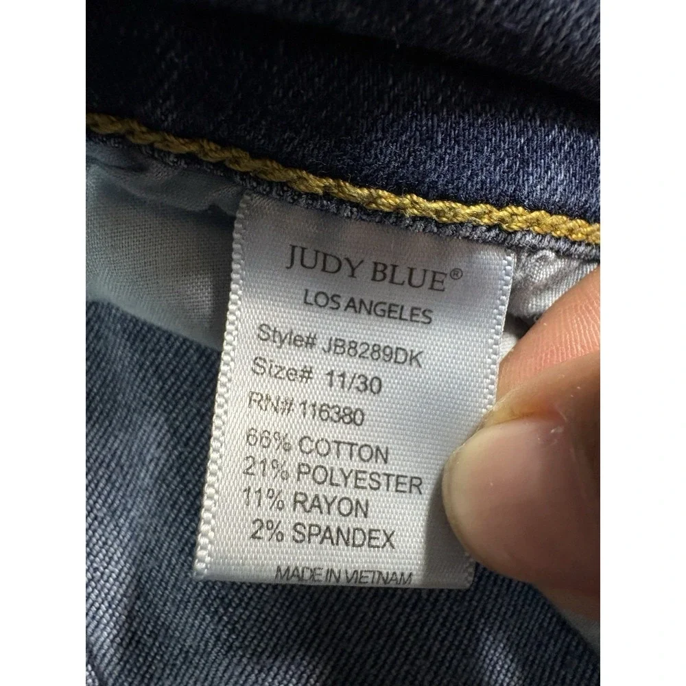 Judy Blue Relaxed Fit Jeans Women 11/30 Distressed Blue Denim Mid Rise Preppy